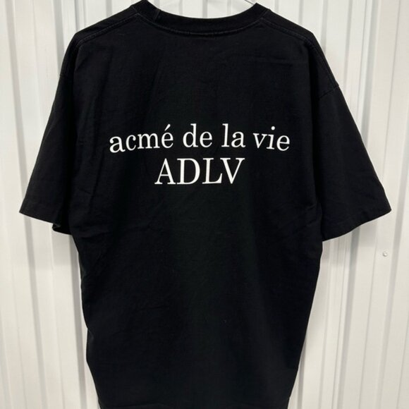 Acme de La Vie ADLV Lipstick Girl Tshirt Men’s Size 1 (Large) - Picture 2 of 6